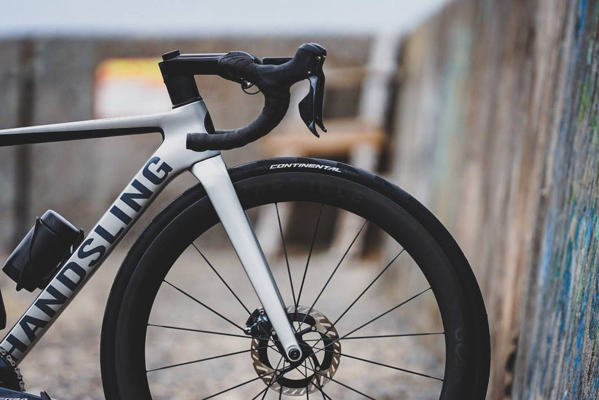 How to Choose Handlebar Width for Better Bike Fit - Particle
