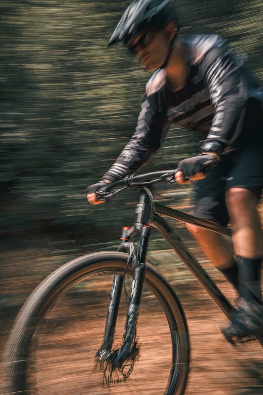 How to Choose Mountain Bike Handlebars: XC Width & Rise - Particle